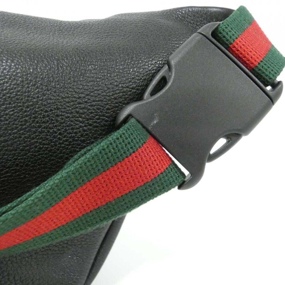 GUCCI Black Fanny Pack - Picture 5 of 8